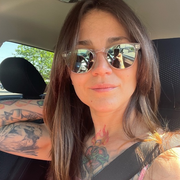 Meet your Posher, Kaleigh - Picture 4 of 4